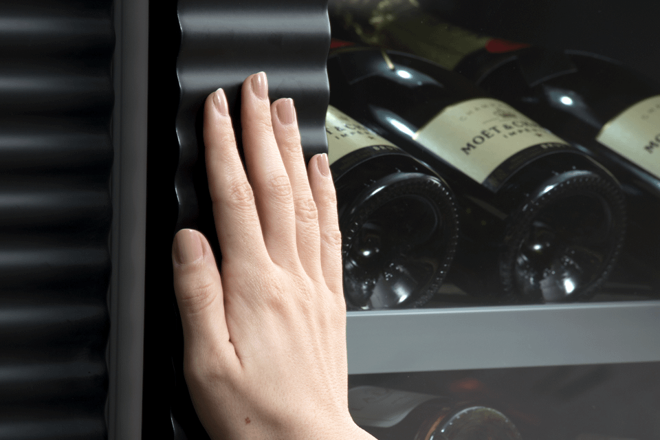 Open door assist allows the option for a handle-less design