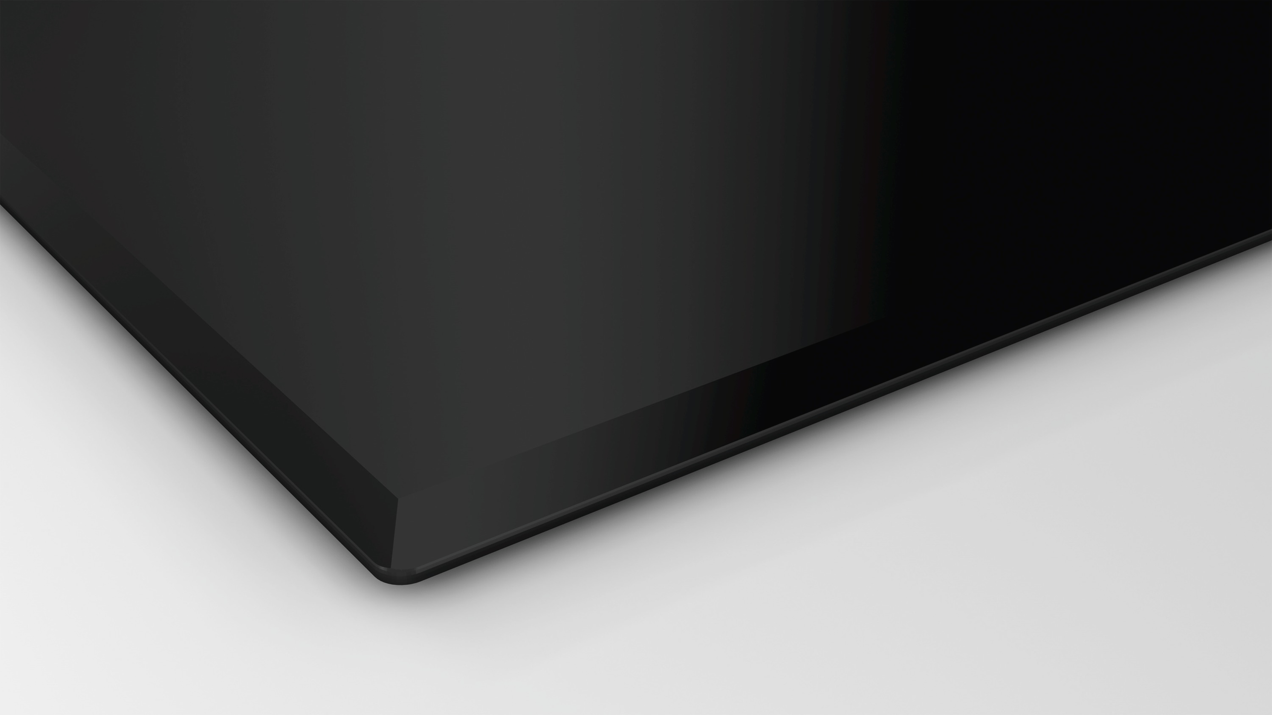 Black Glass with a frameless design