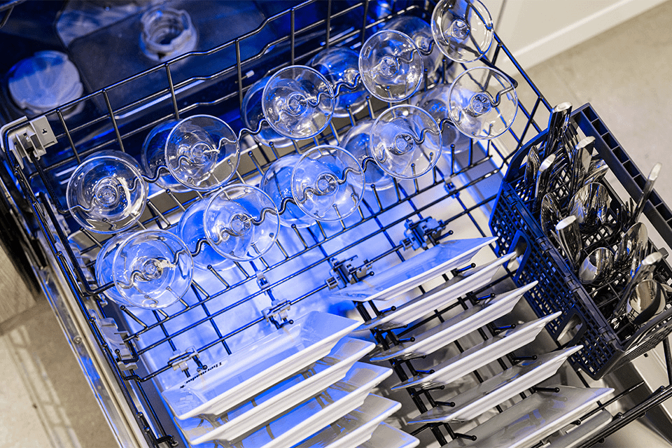 Wash 18 Wine Glasses with the Folding Glass Care Rack