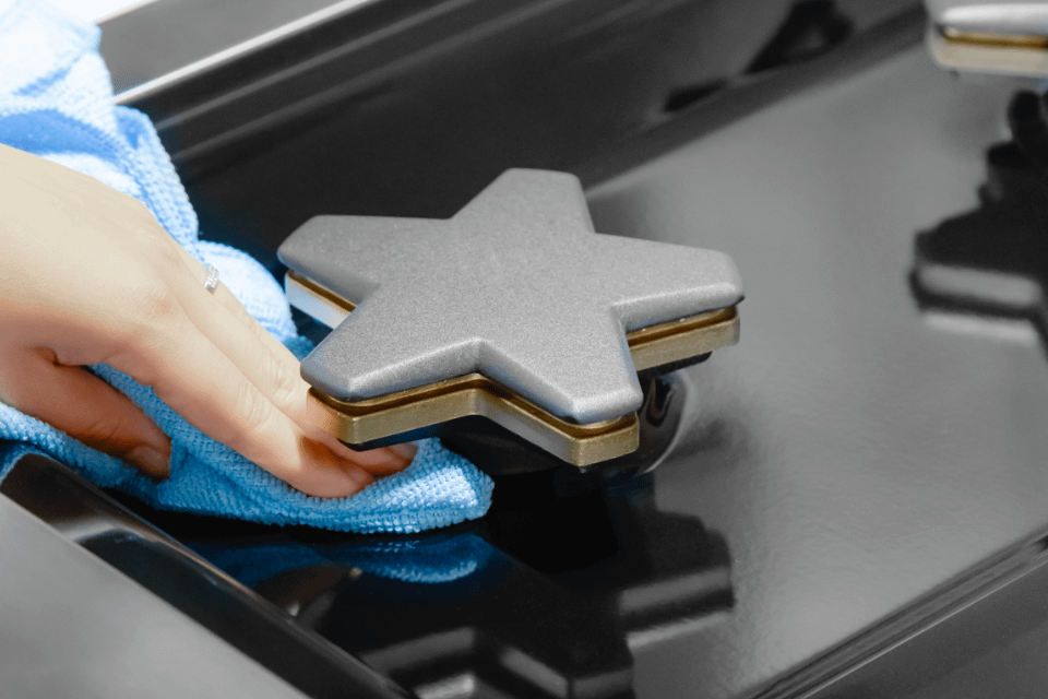 QuickClean Base(R) allows for easy cleaning