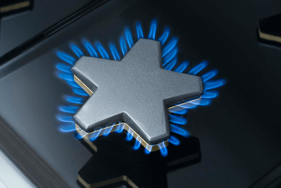 18,000 BTU Star(R) Burners across the front