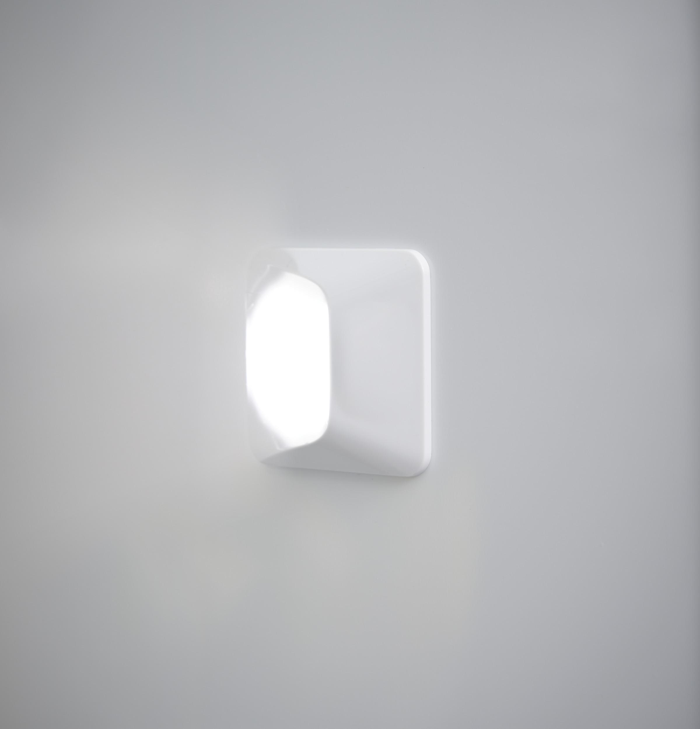 Ramp-up LED interior lighting