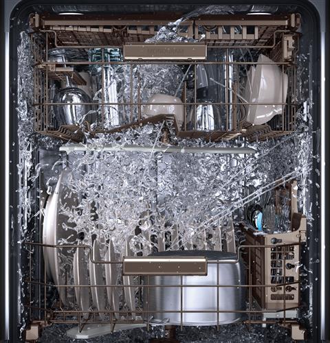 Most advanced wash system with more than 140 cleaning jets