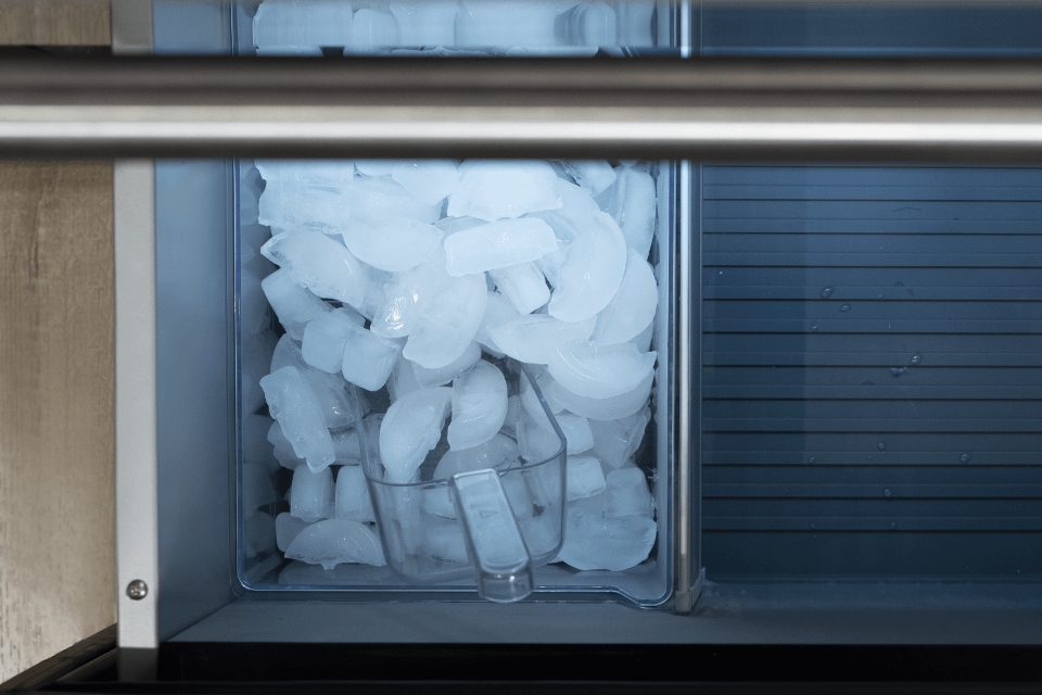 Filtered Automatic Ice Maker