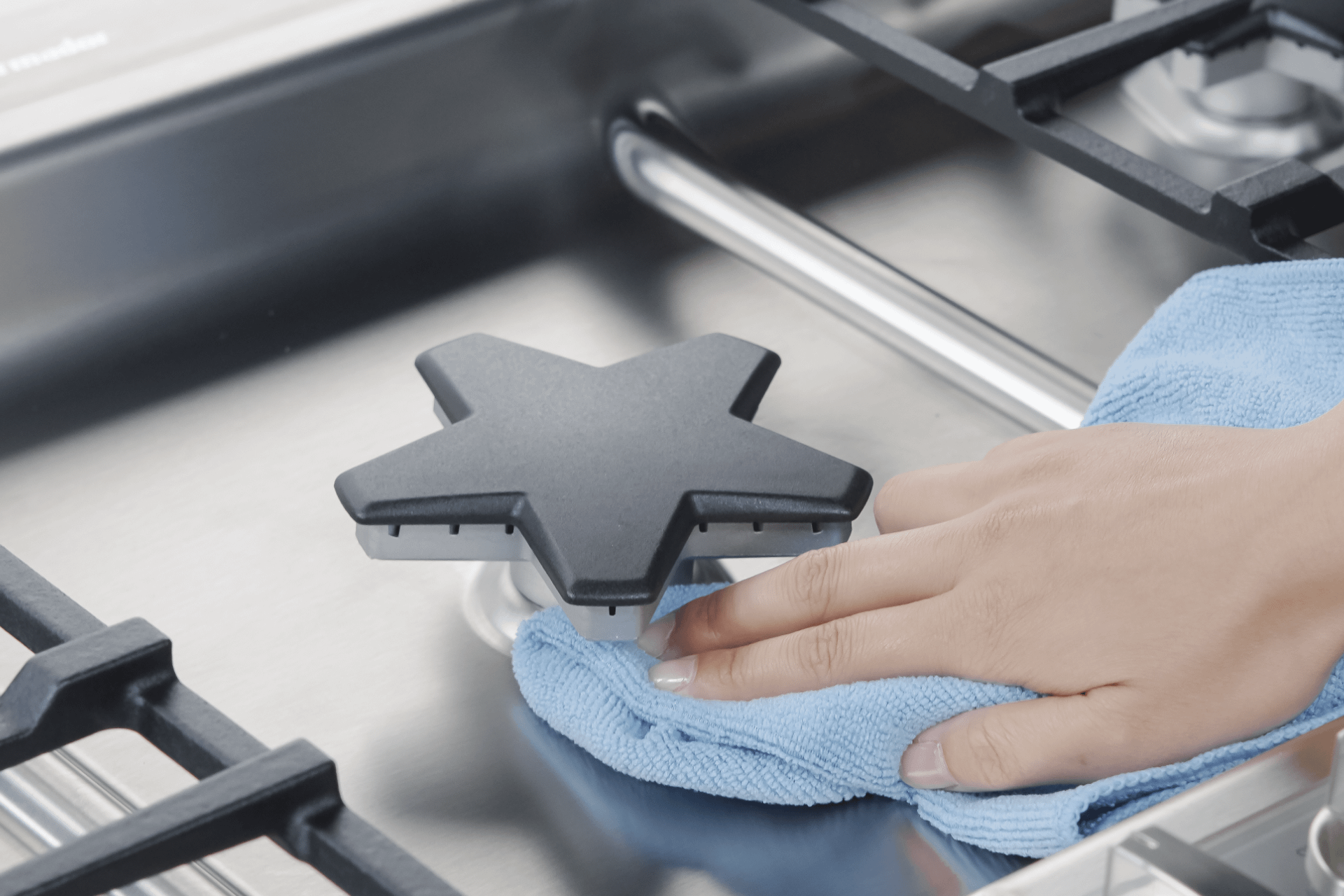 QuickClean Base(R) allows for easy cleaning