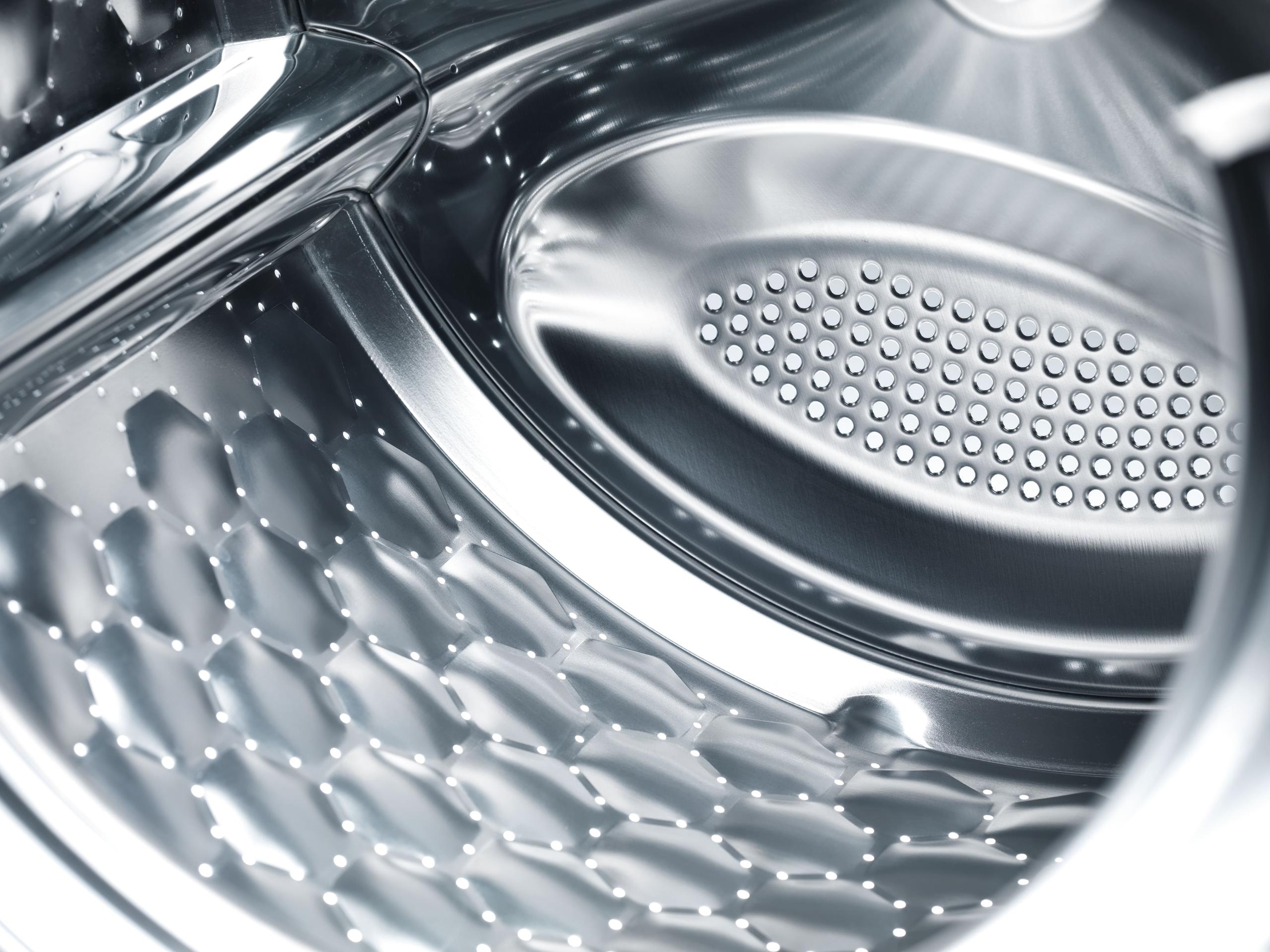 Honeycomb drum with perforated rear wall
